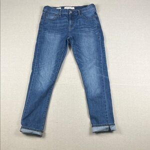 GAP Blue Best Girlfriend Stretch Selvedge Denim
Size: 28T